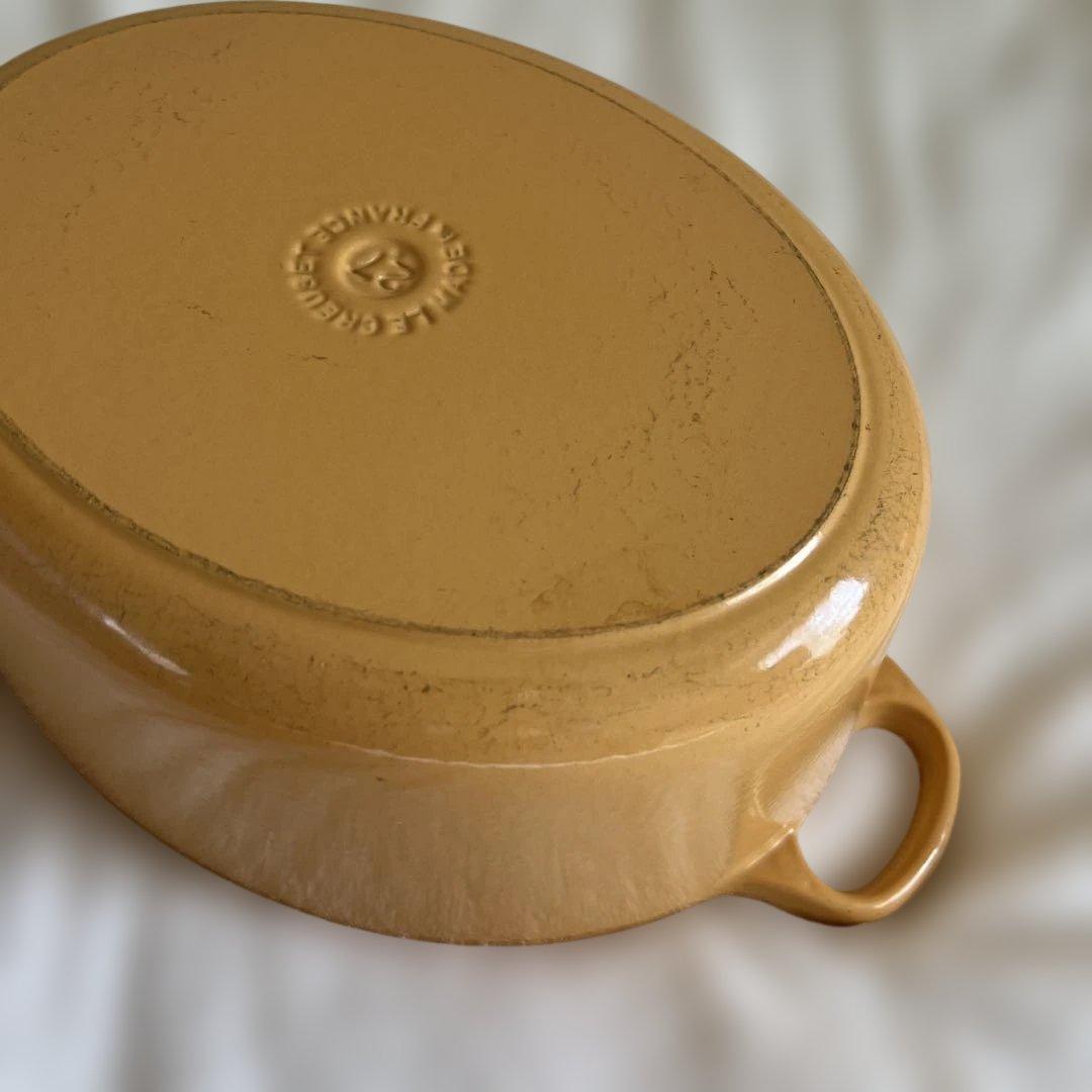 『ル・クルーゼ』オーバル Le Creuset イエロー　両手鍋 27cm