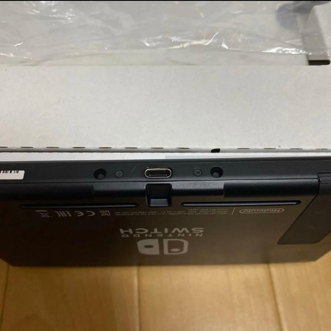 【美品】Nintendo Switch バッテリー強化版 ニンテンドー