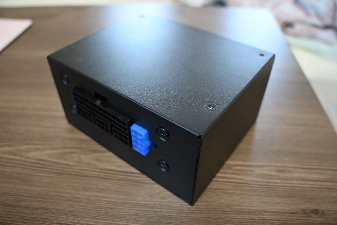 玄人志向 600W SFX電源ユニット