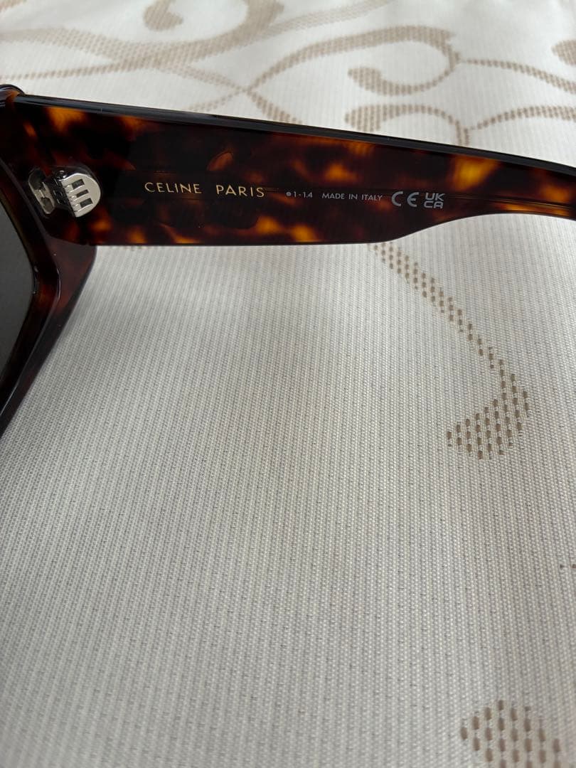 CELINE CL 40282U トリオンフ
