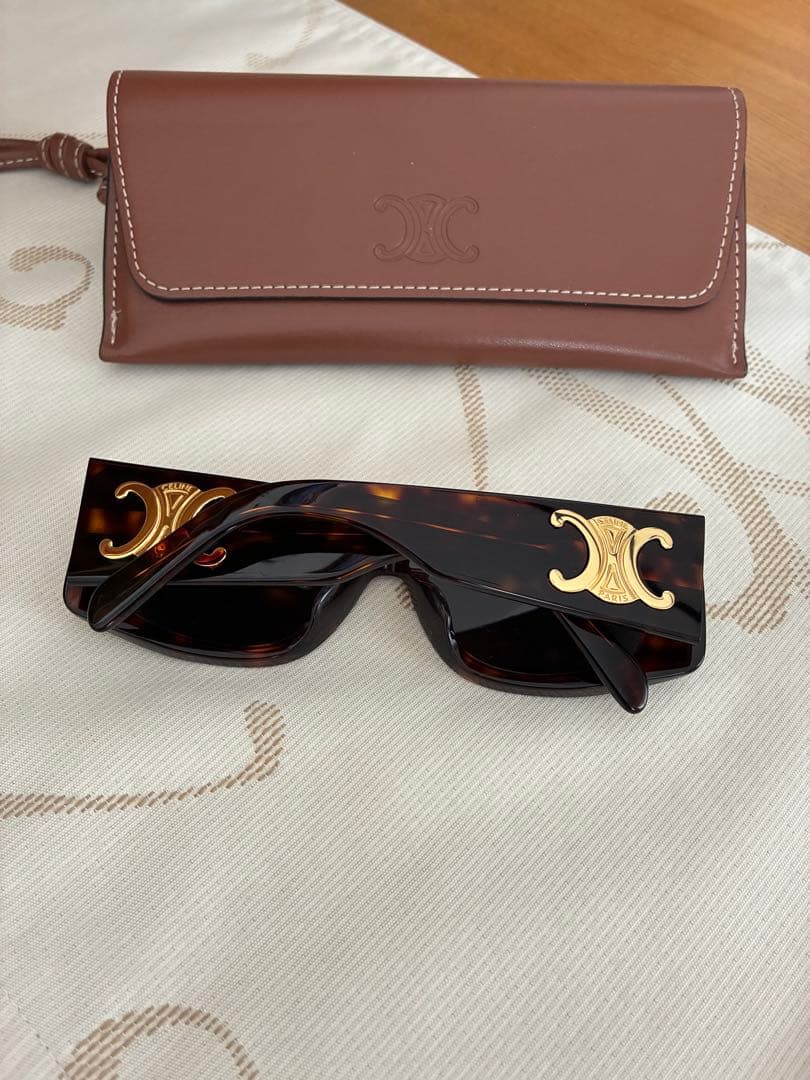 CELINE CL 40282U トリオンフ