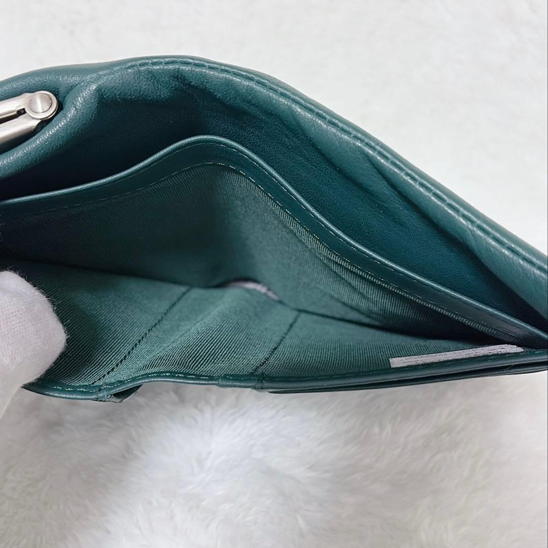美品✨人気色✨アニエスベー がま口 二つ折り財布 レザー 牛革 グリーン ロゴ