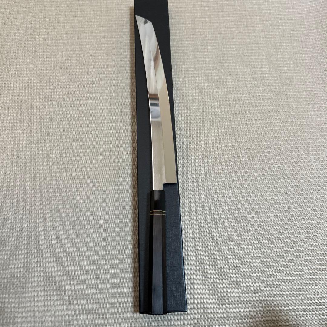 鏡面　本焼　先丸　柳刃　包丁　和包丁　V金10号　鬼反り　黒檀黒水牛八角柄　新品