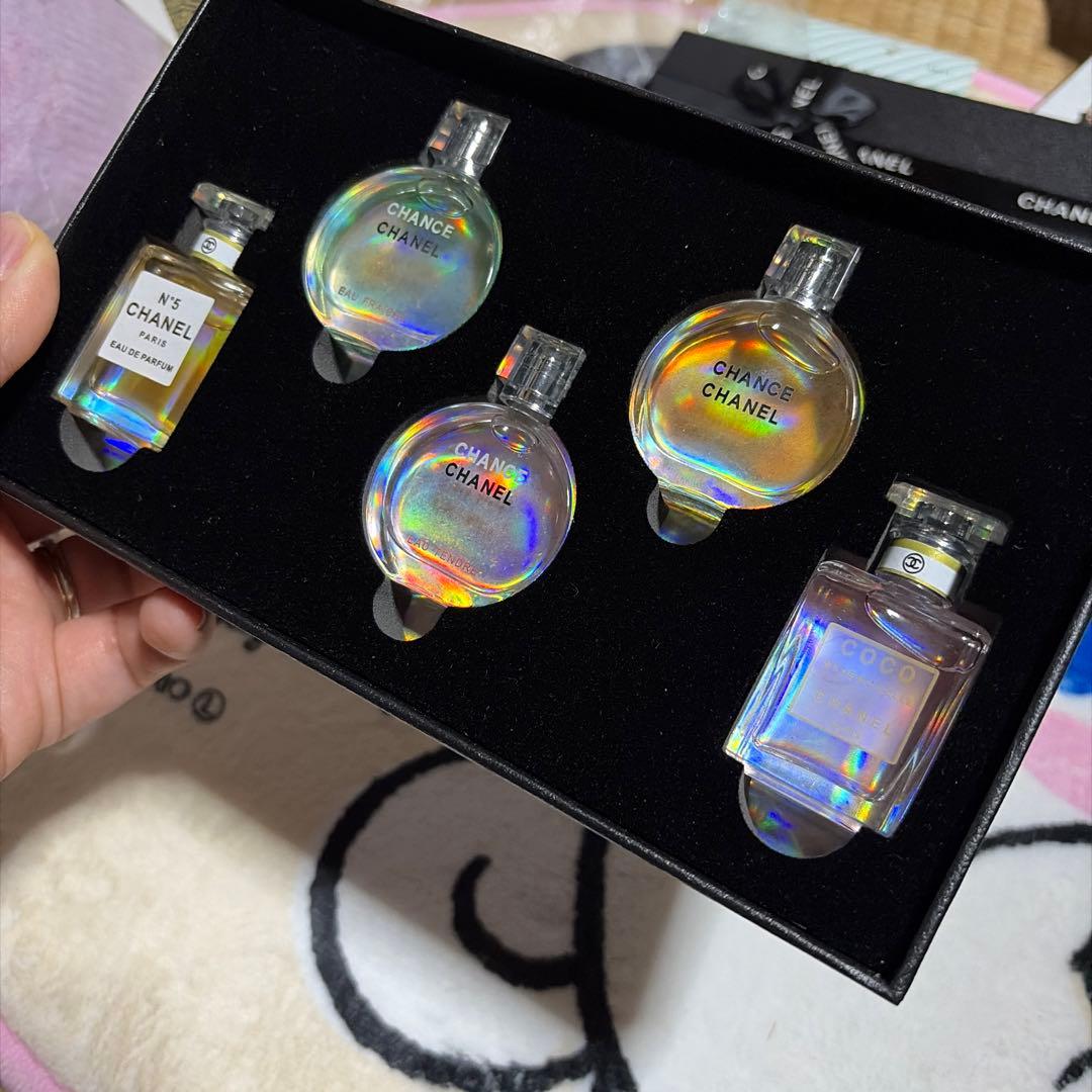 新品 CHANEL 限定香水セット