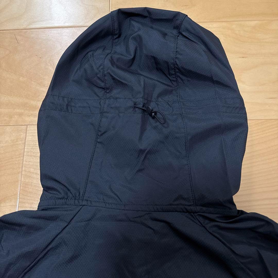 NIKE ランニングジャケット　ウィンドブレーカー　メンズ　黒　L 新品　薄手