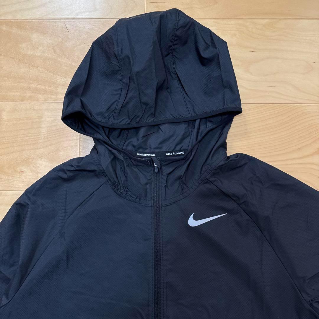 NIKE ランニングジャケット　ウィンドブレーカー　メンズ　黒　L 新品　薄手