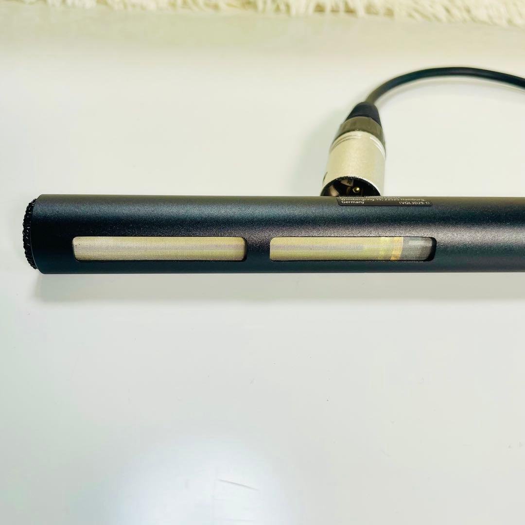 超美品　Panasonic AG-MC200G 超指向性マイクロホン　マイク