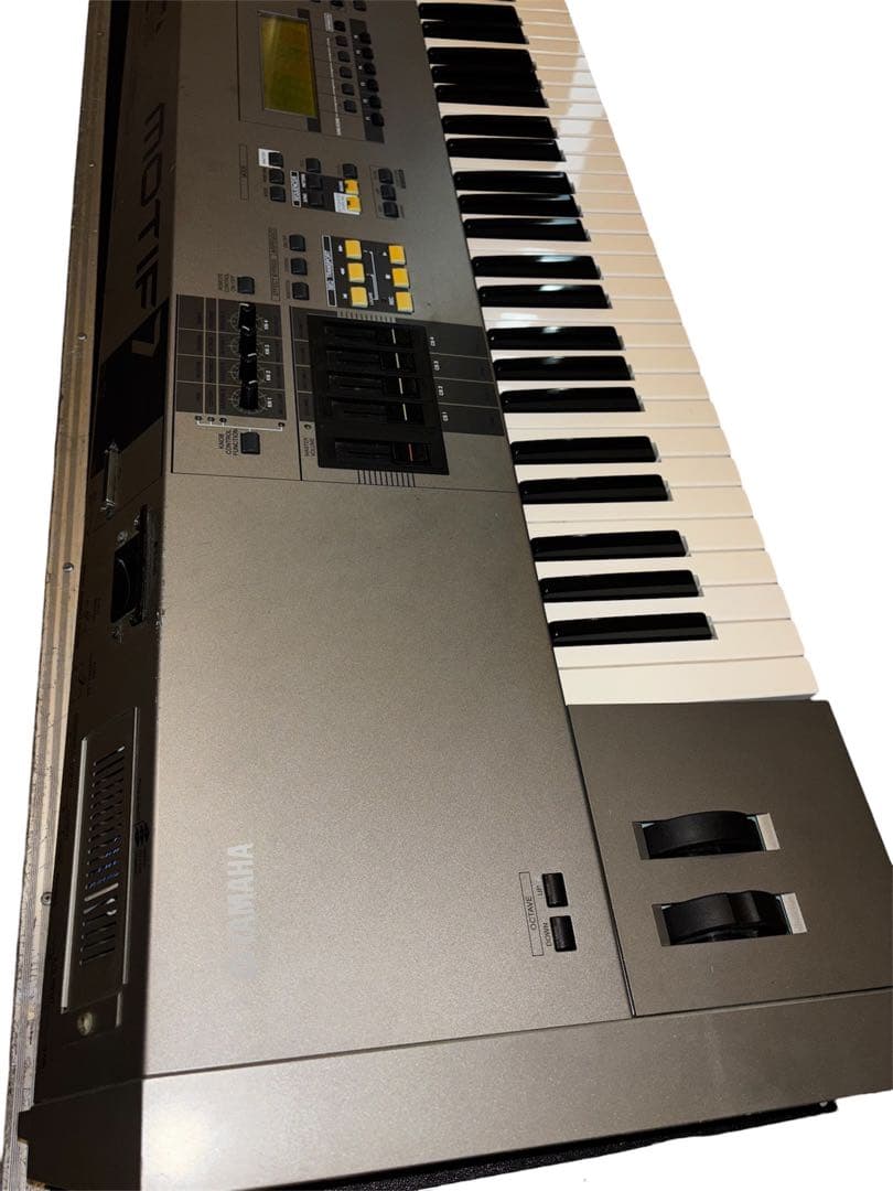 Yamaha MOTIF7 シンセサイザー