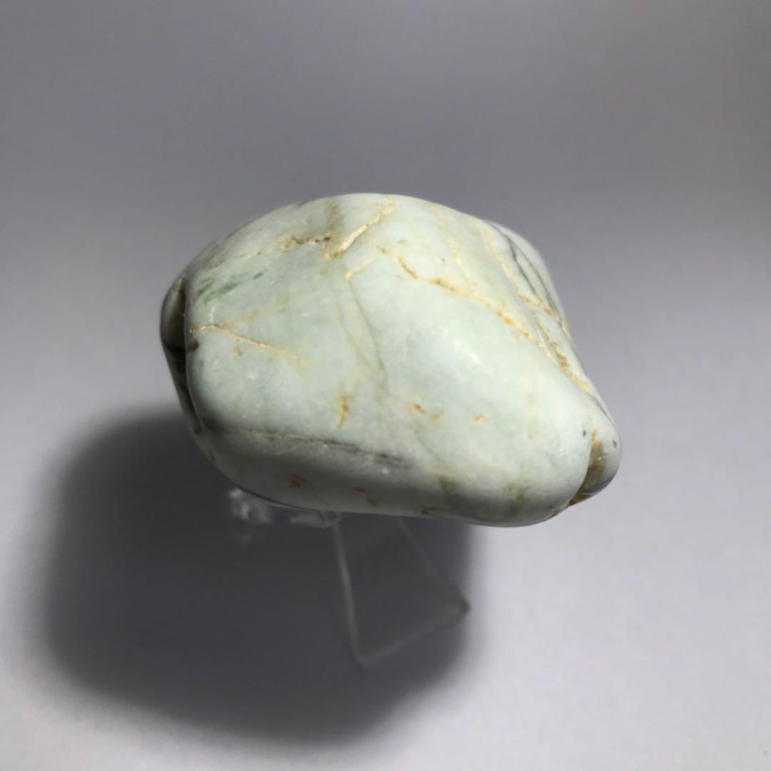 糸魚川翡翠原石【海岸・糸巻き】158g