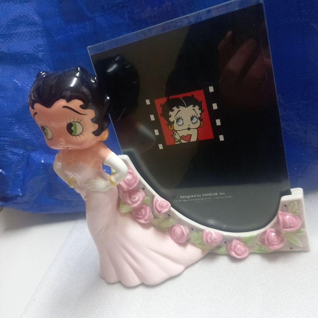 ベティちゃん　フォトフレーム　陶器製写真立て