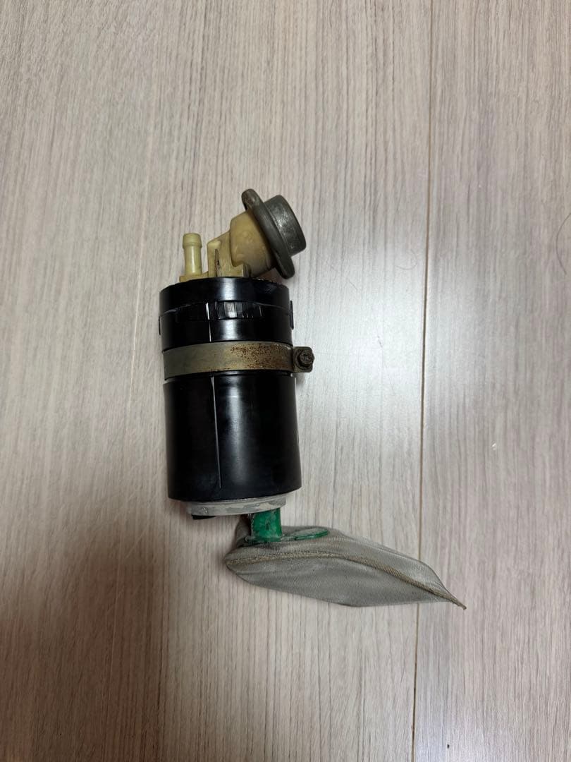 B CNR33 GTR 燃料ポンプ 実働外し