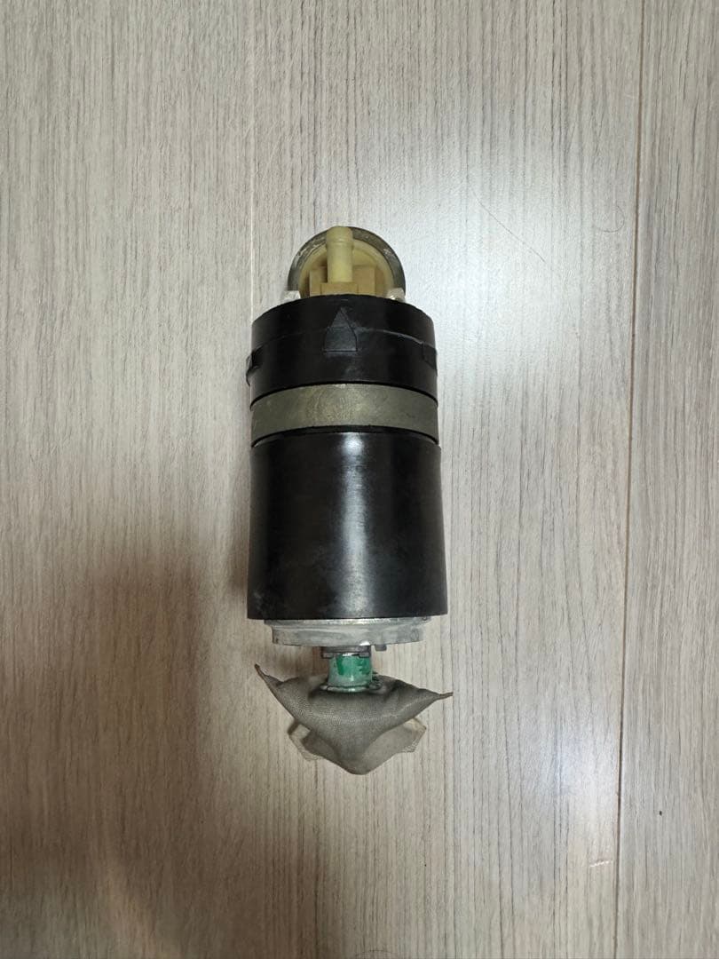B CNR33 GTR 燃料ポンプ 実働外し