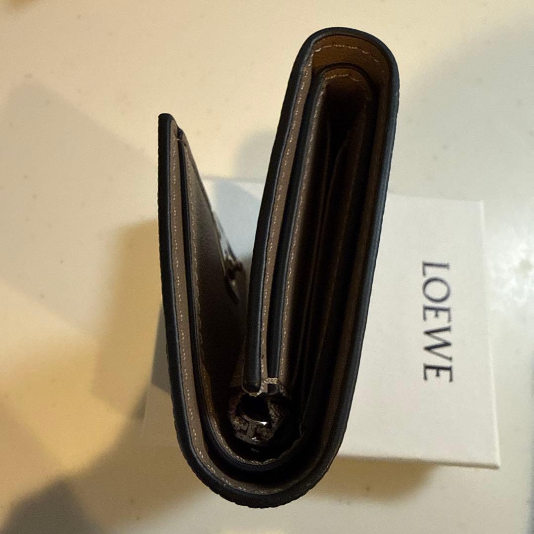 ロエベ LOEWE 財布 三つ折財布
