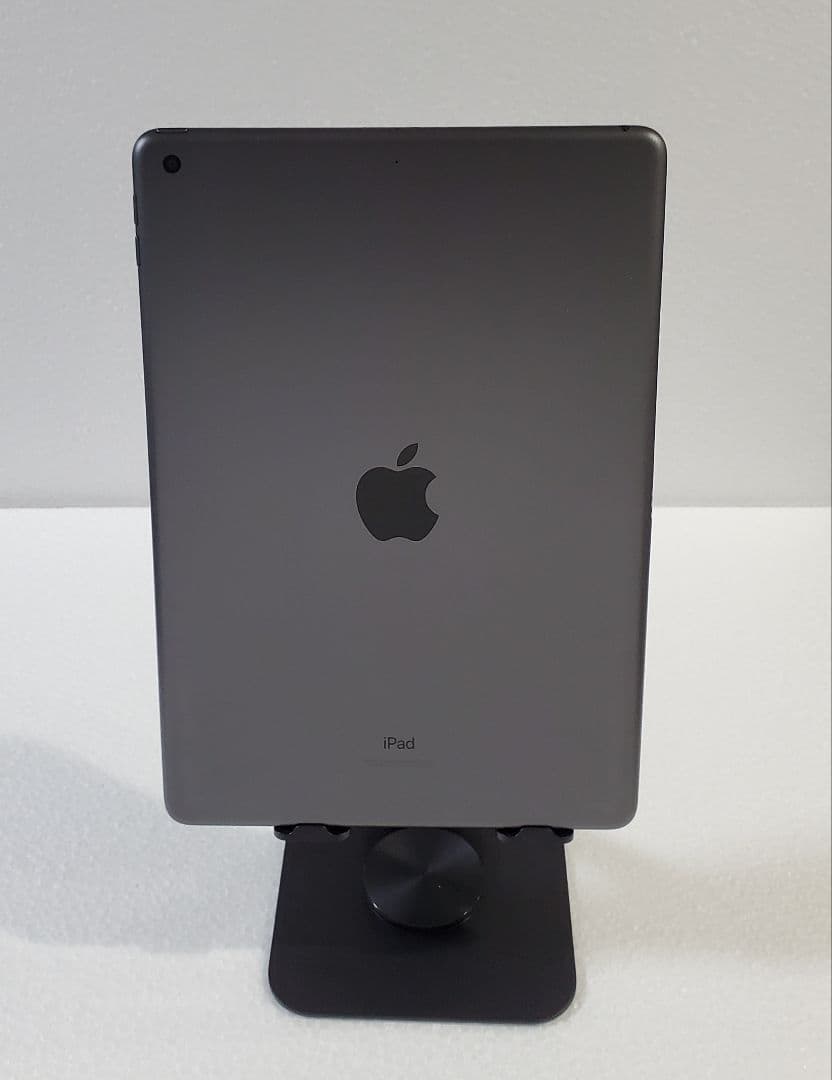 iPad 第9世代 10.2インチ 256GBモデル/反りあり・動作品