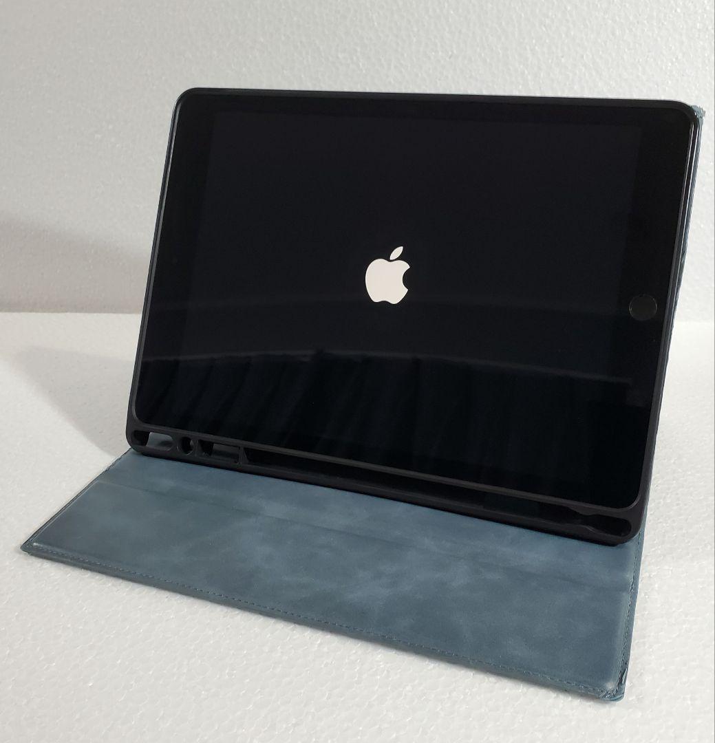 iPad 第9世代 10.2インチ 256GBモデル/反りあり・動作品