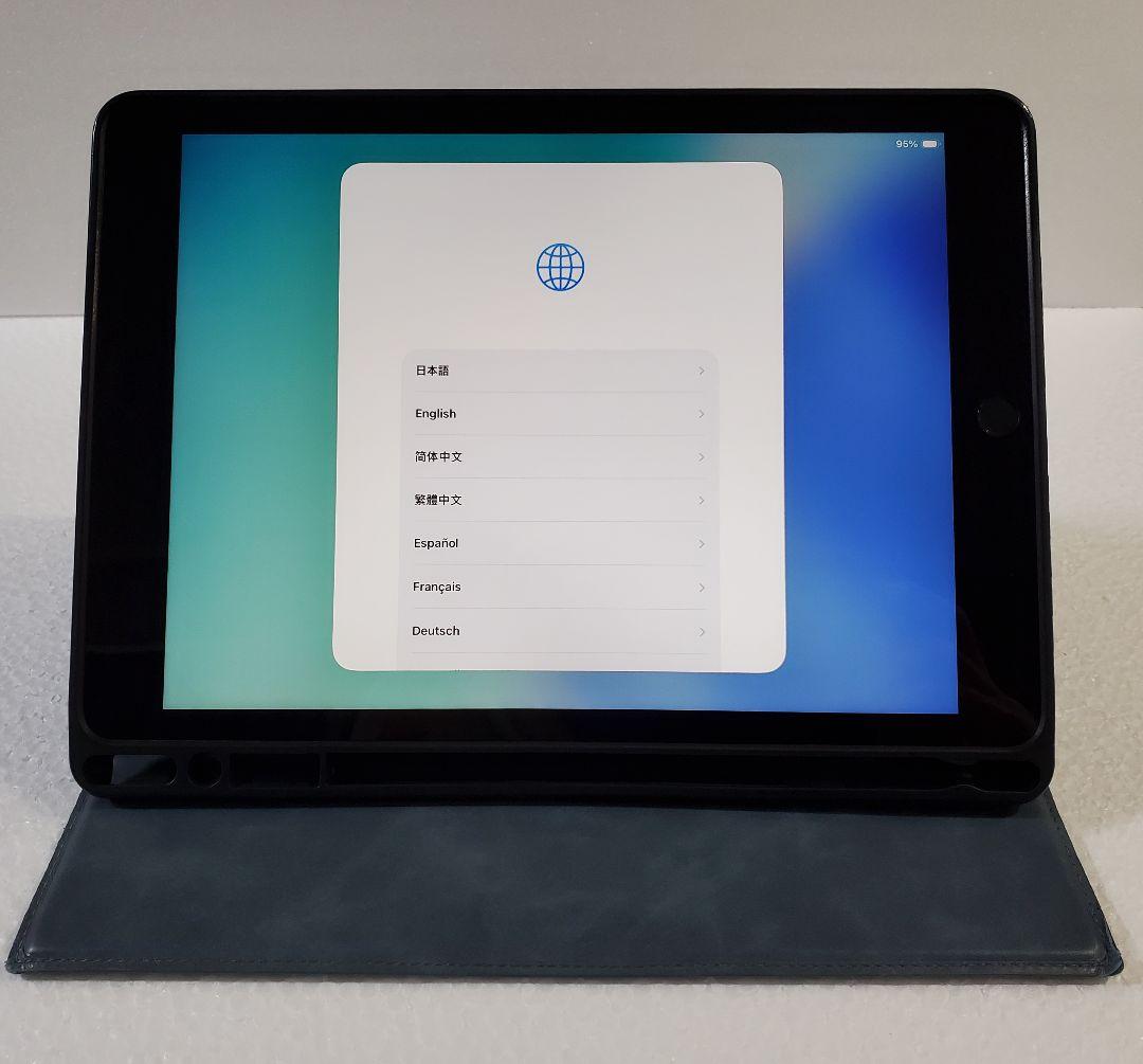 iPad 第9世代 10.2インチ 256GBモデル/反りあり・動作品