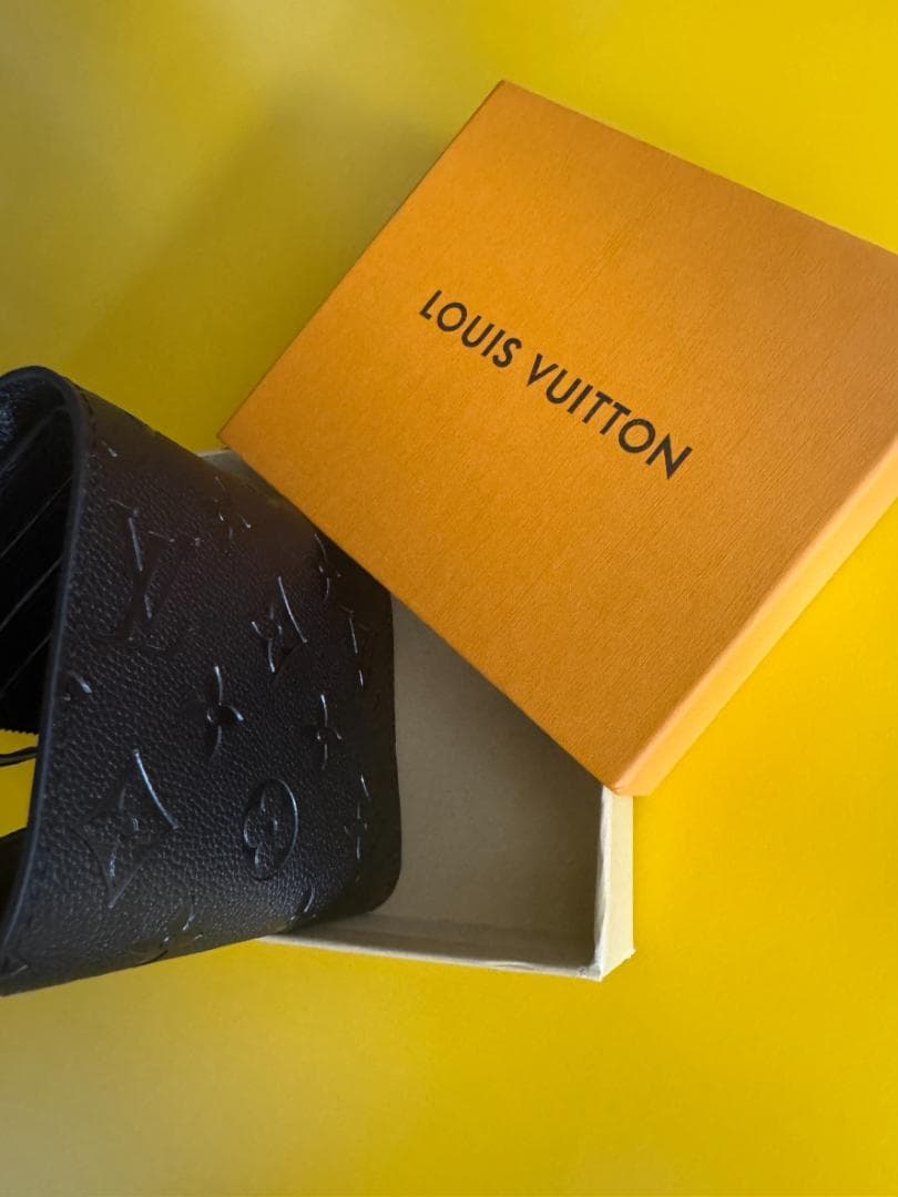 LOUIS VUITTON ポルトフォイユミュルチプル モノグラムアンプラント