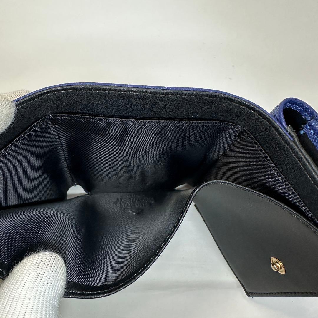 【新品・訳アリ】Vivienne Westwood 三つ折り財布 ブルー