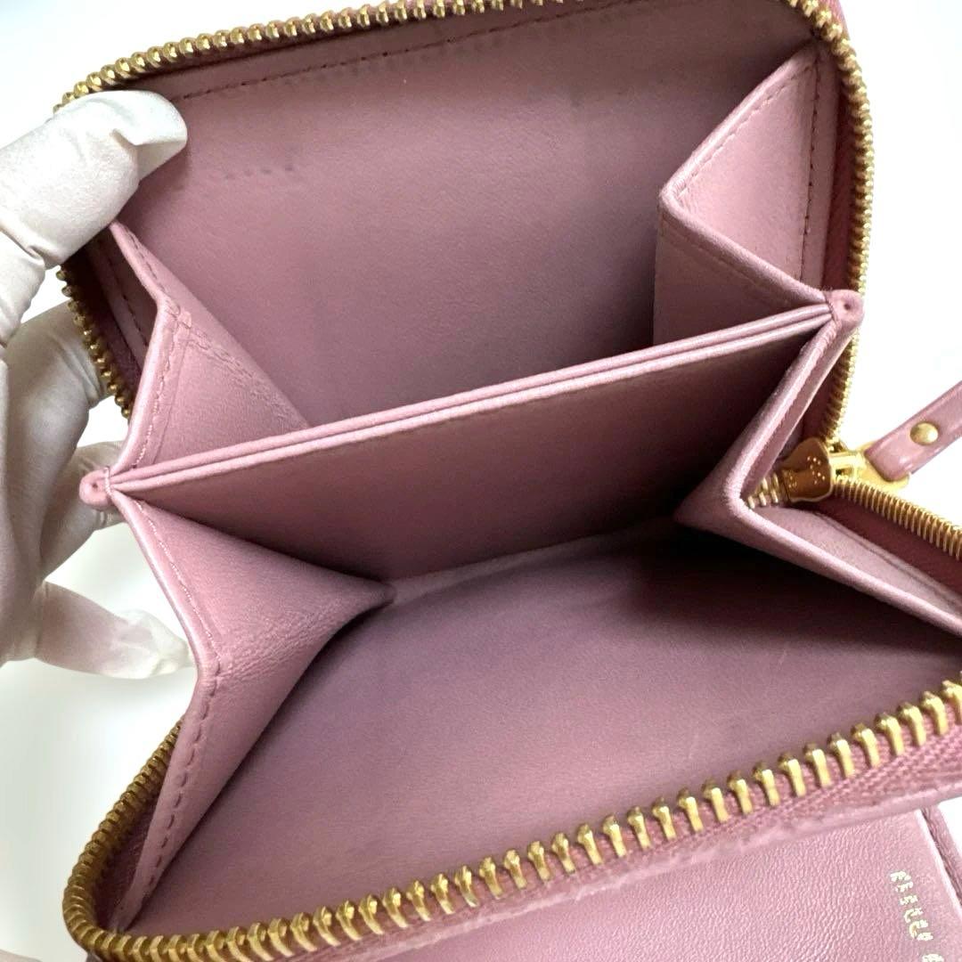 【美品】miumiu マテラッセ　二つ折り財布　ピンク