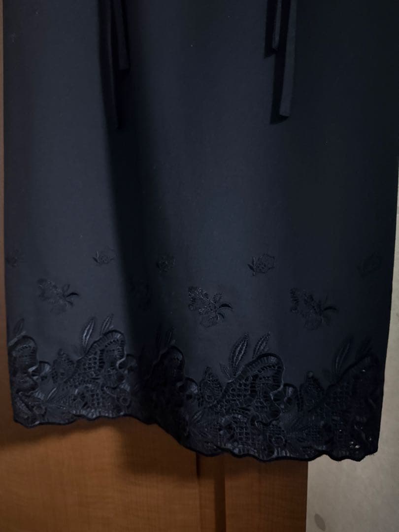 スカート MURRAL Morpho embroidery skirt (Black)