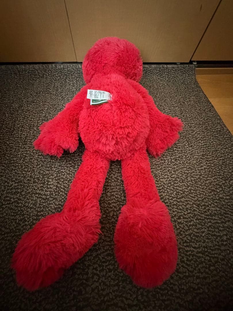 とろたく　希少レア KAWS×セサミストリート×UNIQLO ぬいぐるみ