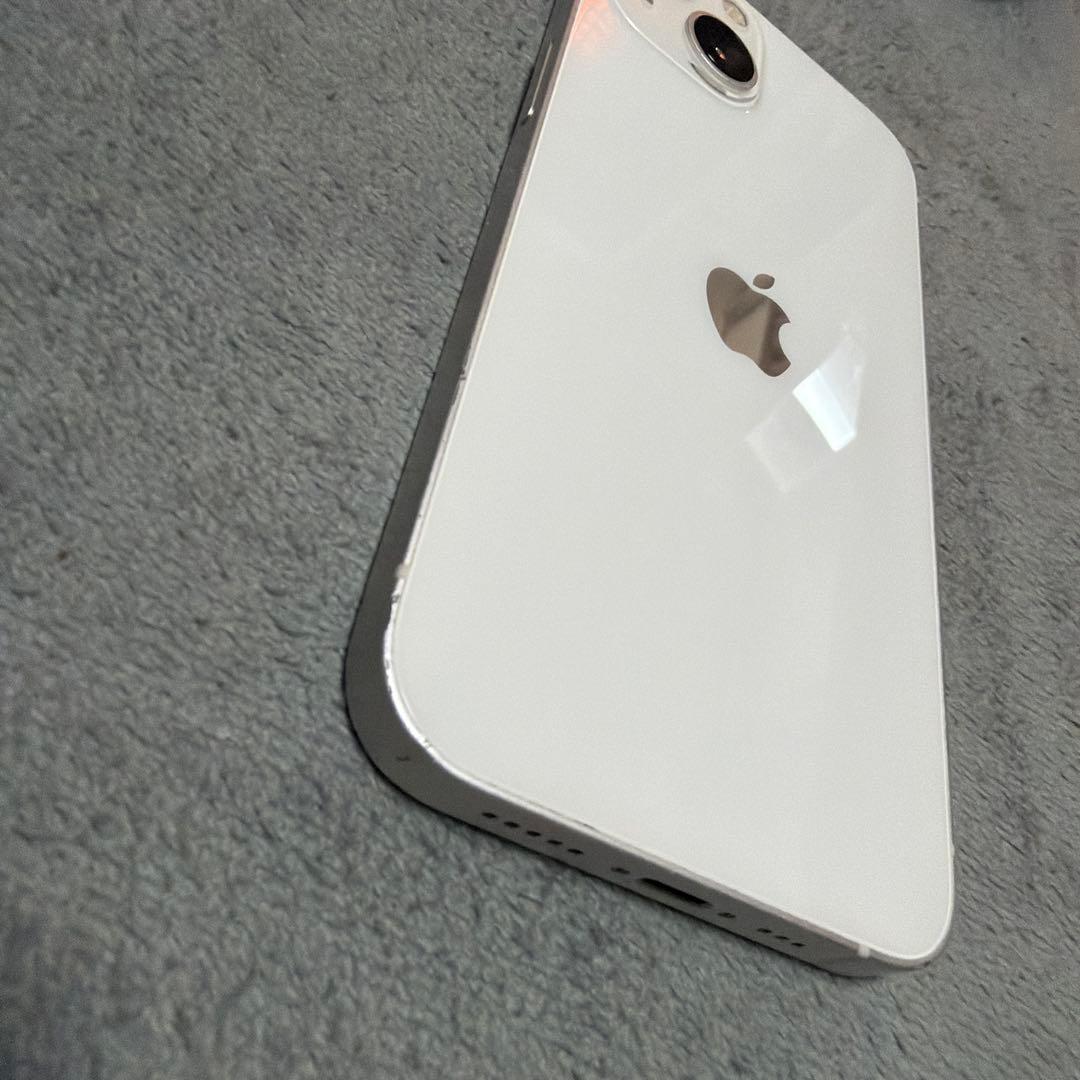 iPhone13 スターライト 256GB