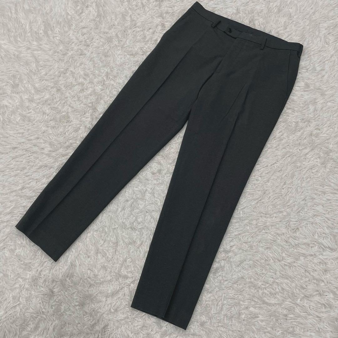 UNIQLO セットアップ　感動ジャケット　ジャケット1枚パンツ2枚　グレー　L