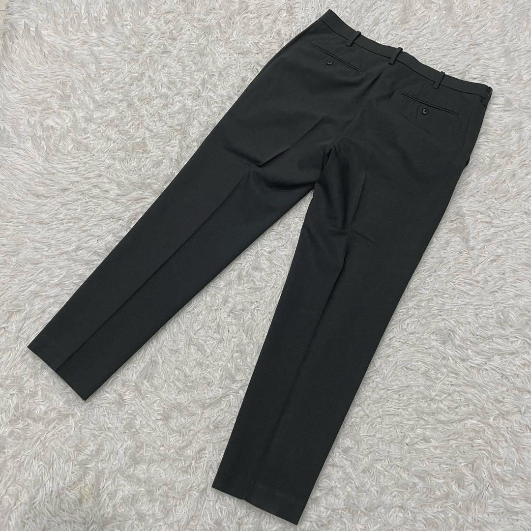 UNIQLO セットアップ　感動ジャケット　ジャケット1枚パンツ2枚　グレー　L