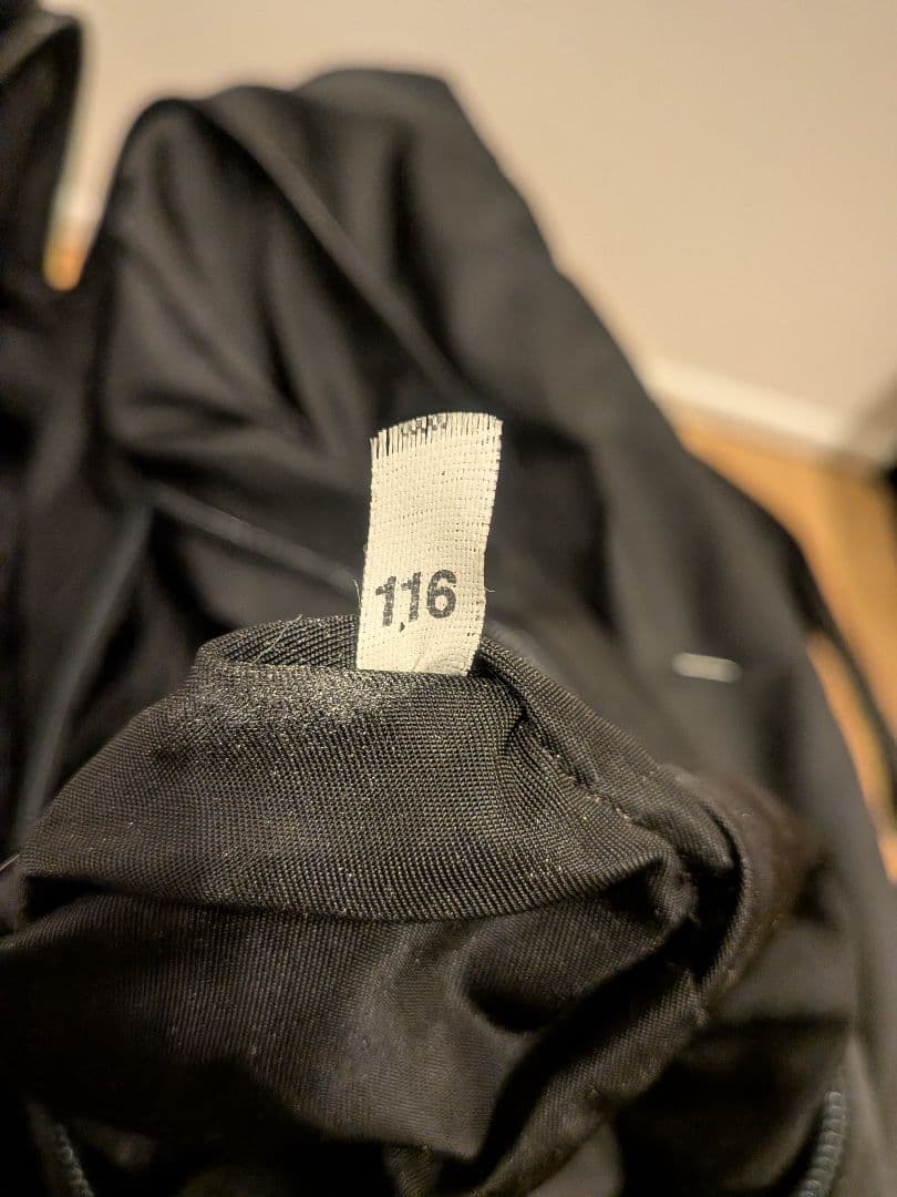 プラダ ブラック　PRADA　B6908　BEAUTY NERO