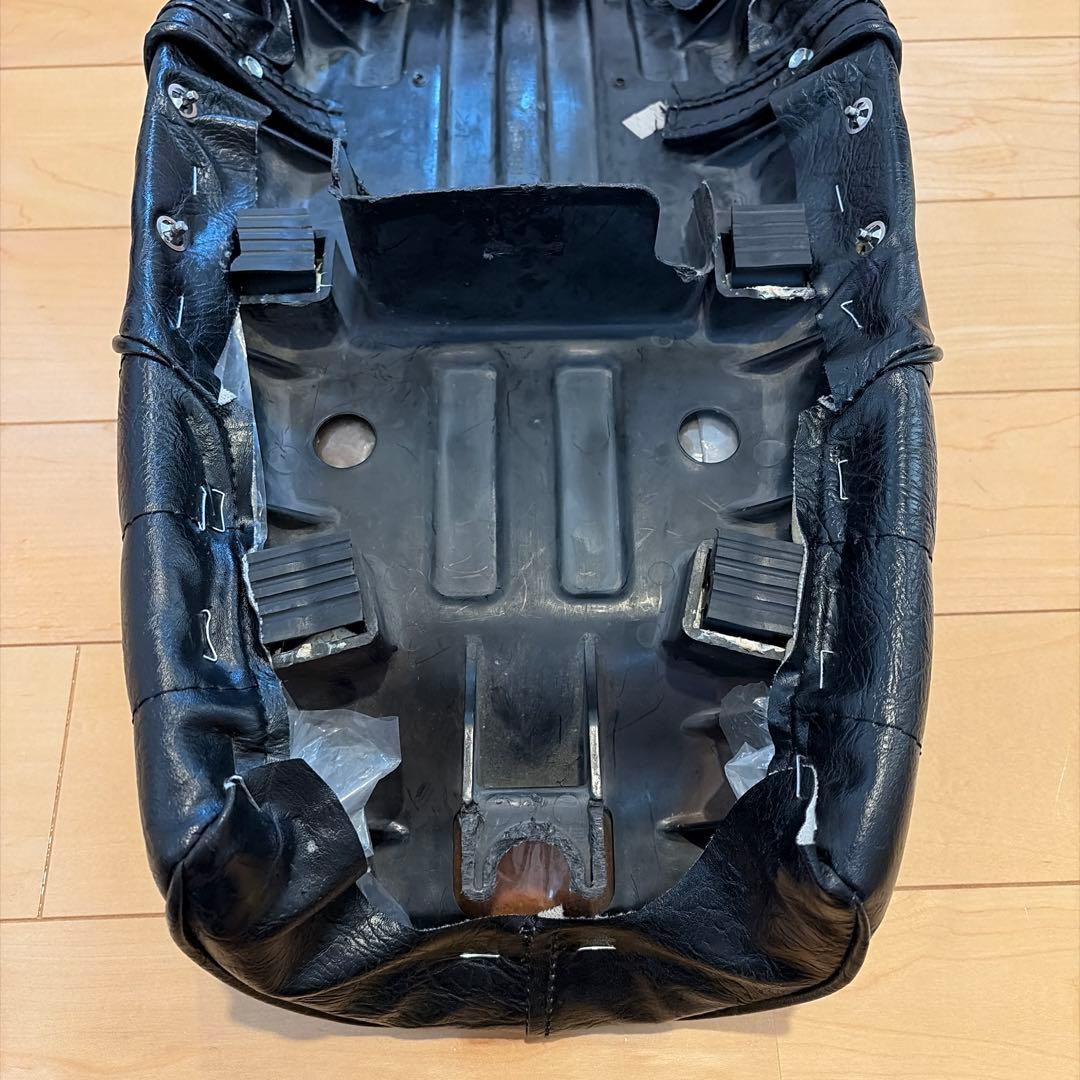 エイプ50 シート　タックロールシート
