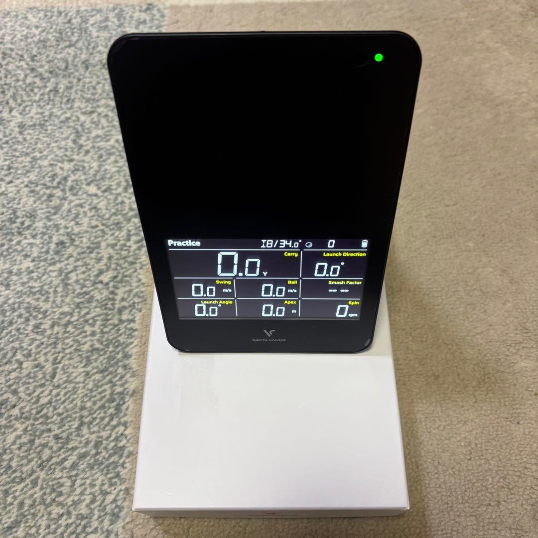 Swing Caddie SC4 ゴルフ練習機