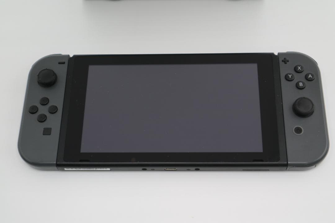 ユウ　Nintendo Switch グレー 純正 ジョイコン グリップ付