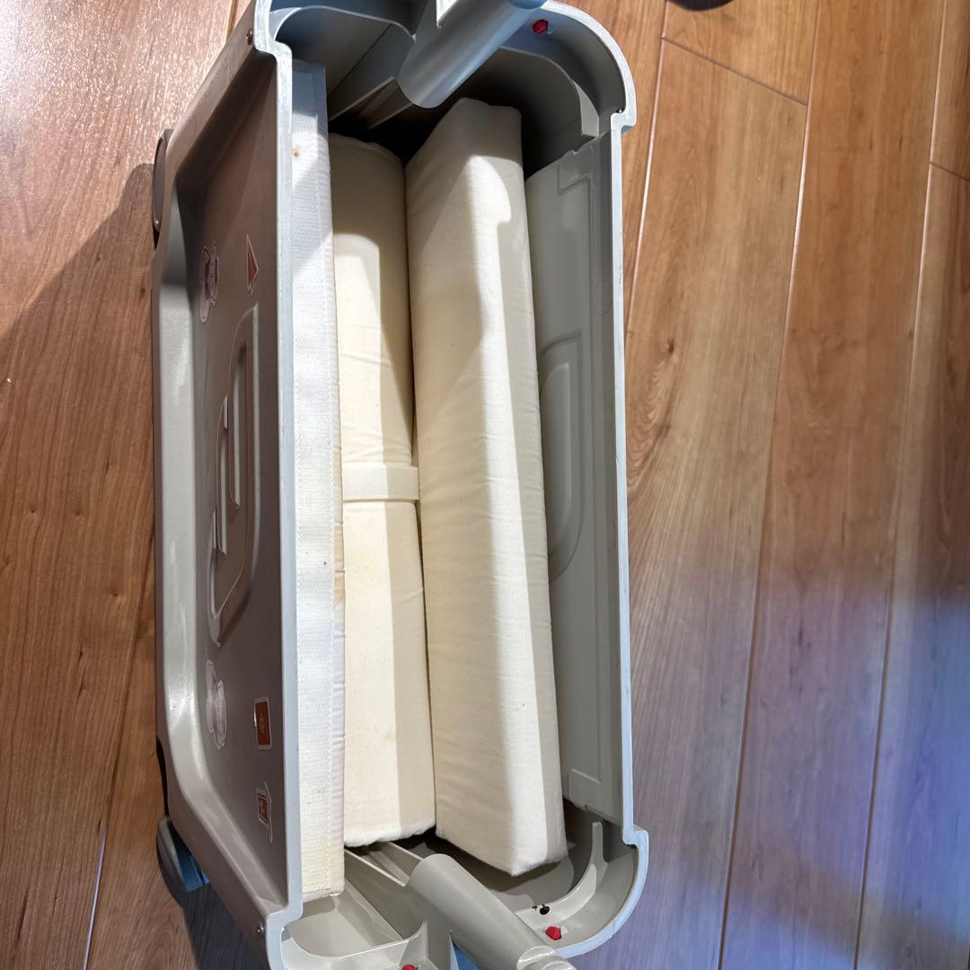 JETKIDS BY STOKKE ジェットキッズストッケ レッド　海外旅行にも