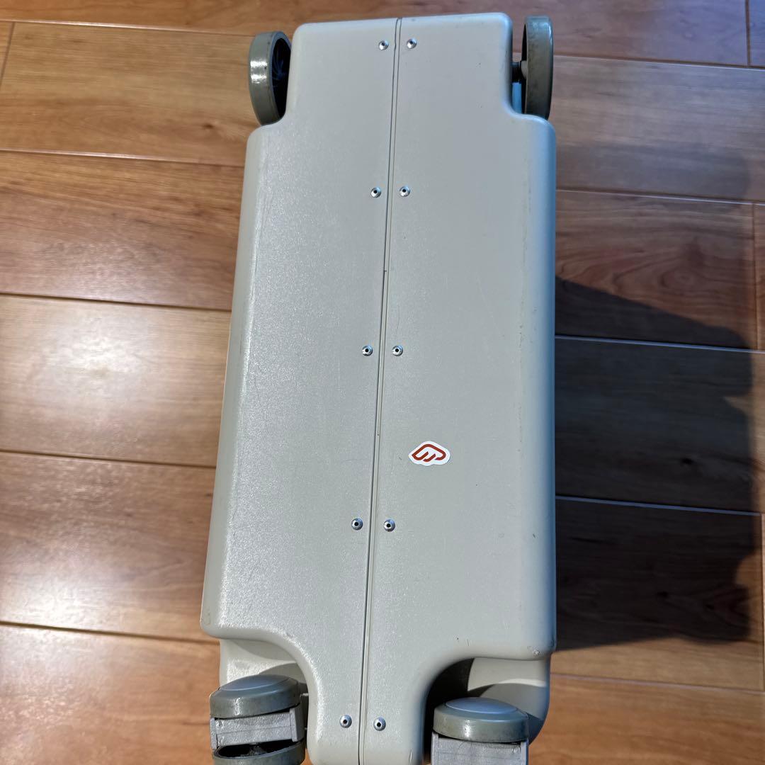 JETKIDS BY STOKKE ジェットキッズストッケ レッド　海外旅行にも