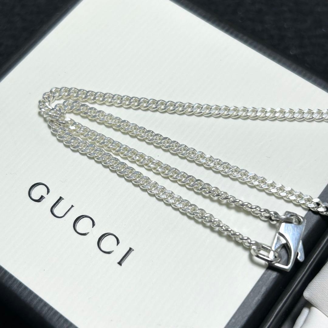 GUCCI グッチ　カットアウトG ネックレス ペンダント　ブランド　ロゴ
