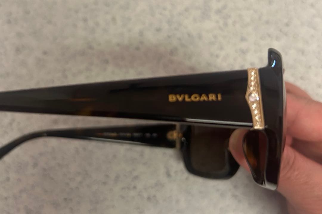 大人気 BVLGARI クリスタル装備ブラウンサングラス