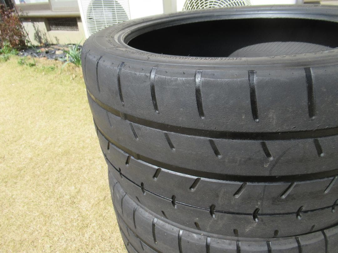 ☆送料無料 室内保管☆A052 265/35 R18インチ☆