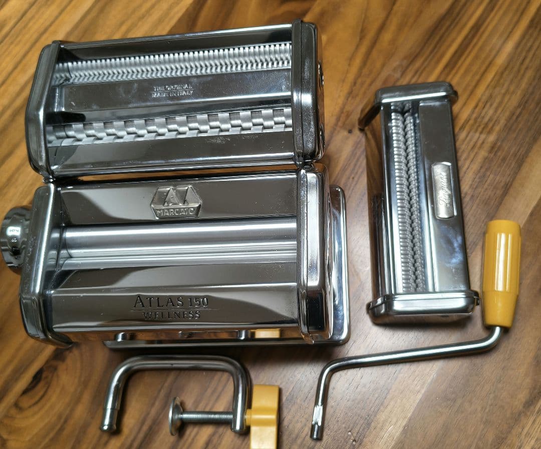 中古品　リングイネカッター付き ATLAS 150 パスタマシン