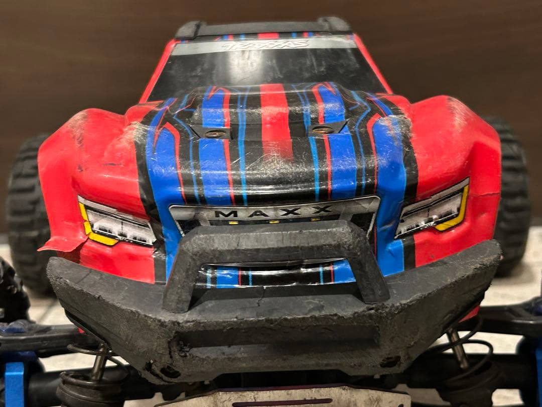トラクサス　traxxas maxx モンスタートラック　ラジコン　プロライン