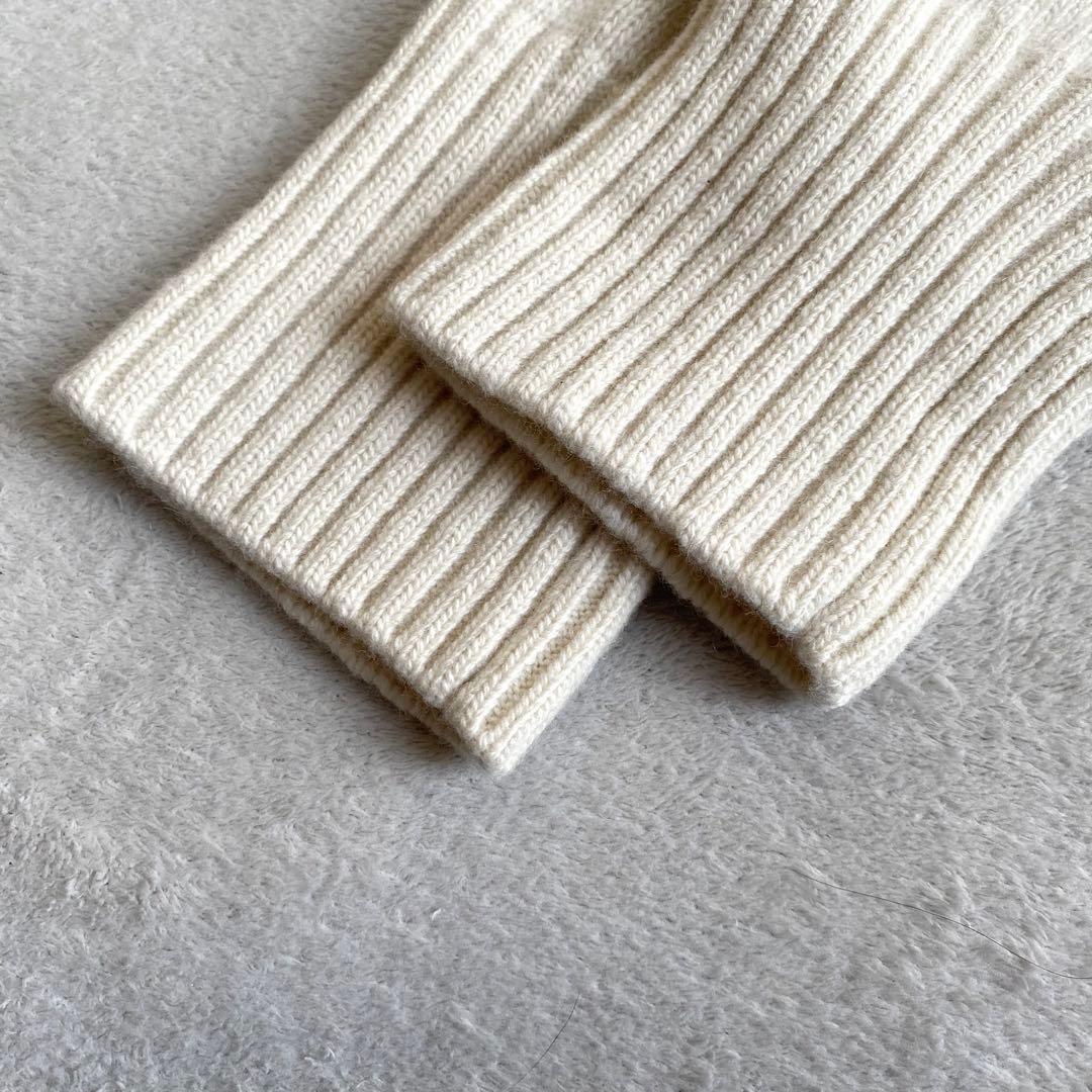 【美品✨】FRAMeWORK ウールカシミヤ Vネックショートカーディガン　近年