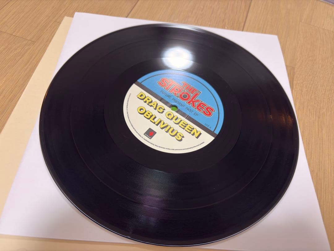 The Strokes Future Present Past 10\"レコード
