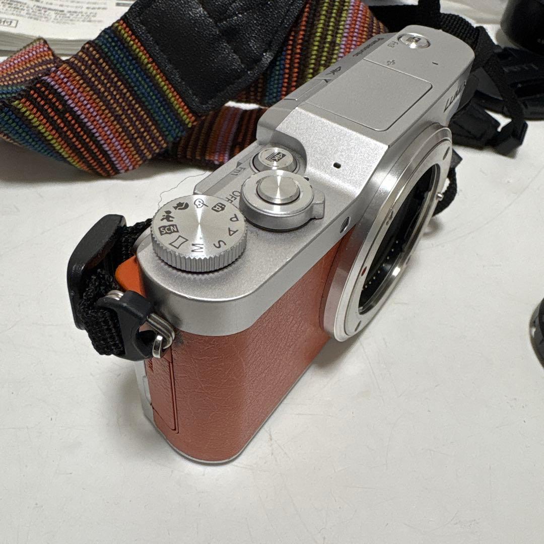 ポ*ン様 LUMIX G ミラーレス一眼カメラ DC-GF9W ダブルレンズキッ
