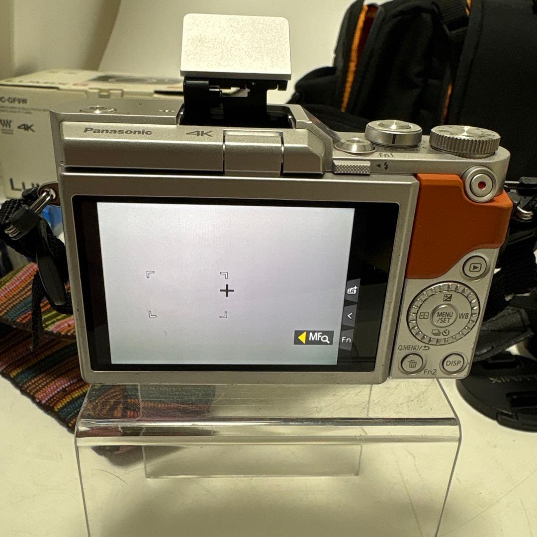 ポ*ン様 LUMIX G ミラーレス一眼カメラ DC-GF9W ダブルレンズキッ