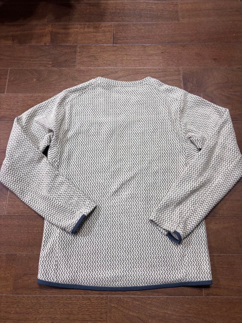 patagonia R1 エアクルー　XSサイズ