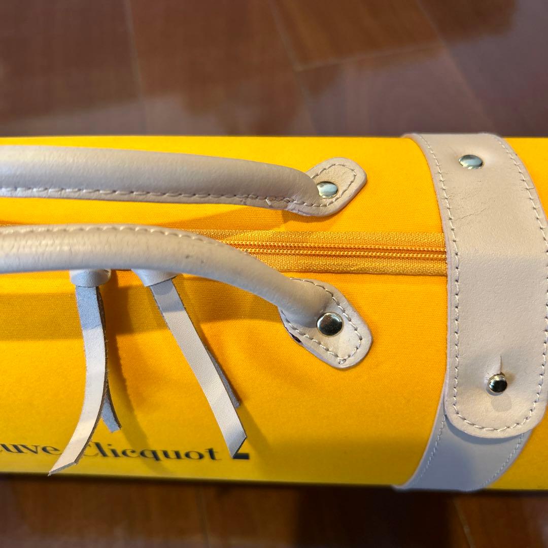 Veuve Clicquot ケース