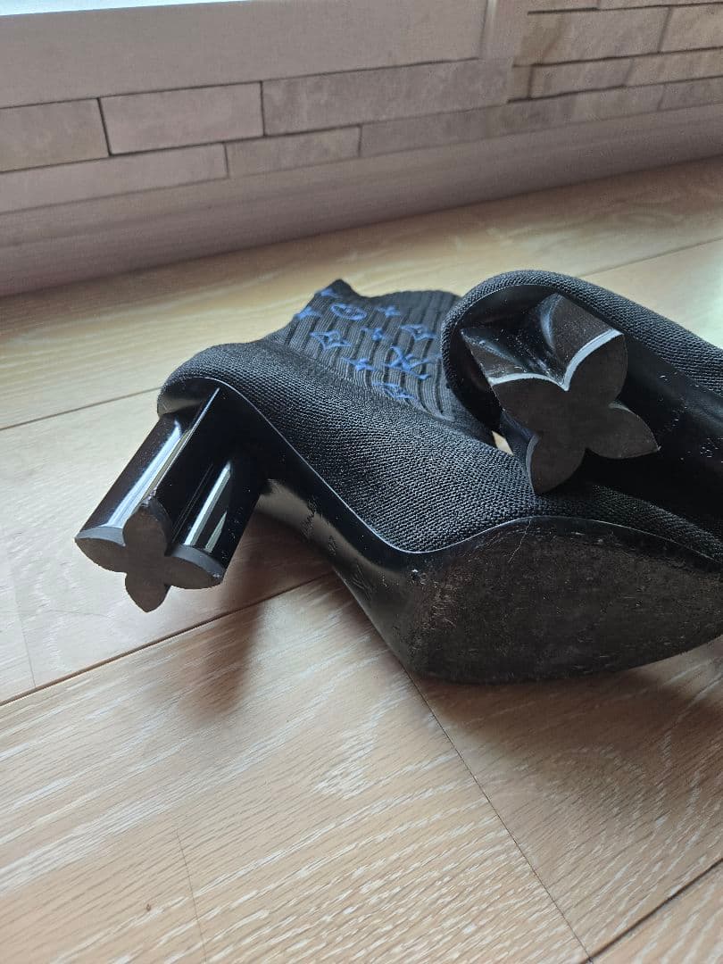 Louis Vuitton シルエットライン アンクルブーツ