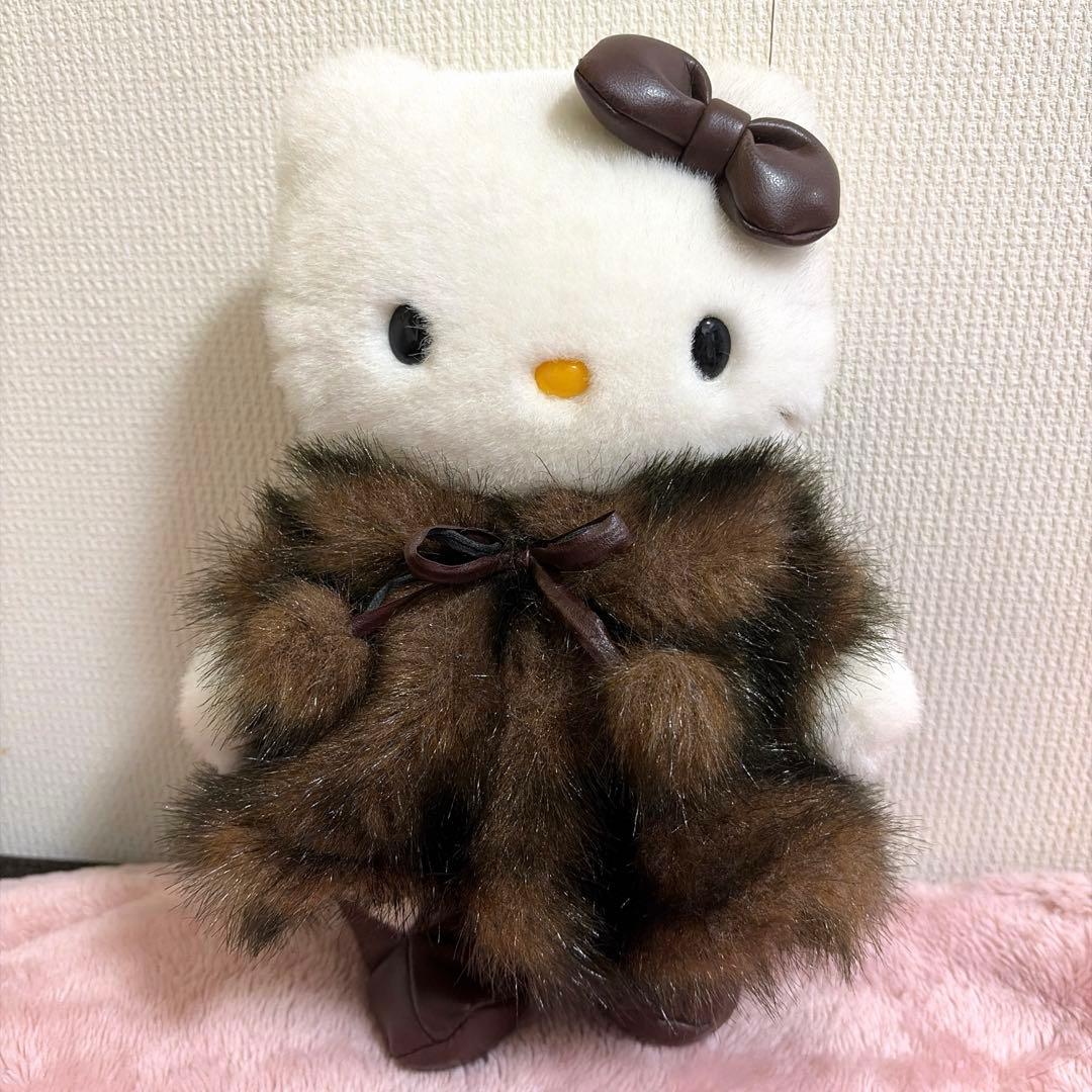 ハローキティ ミンクコート ぬいぐるみ サンリオ