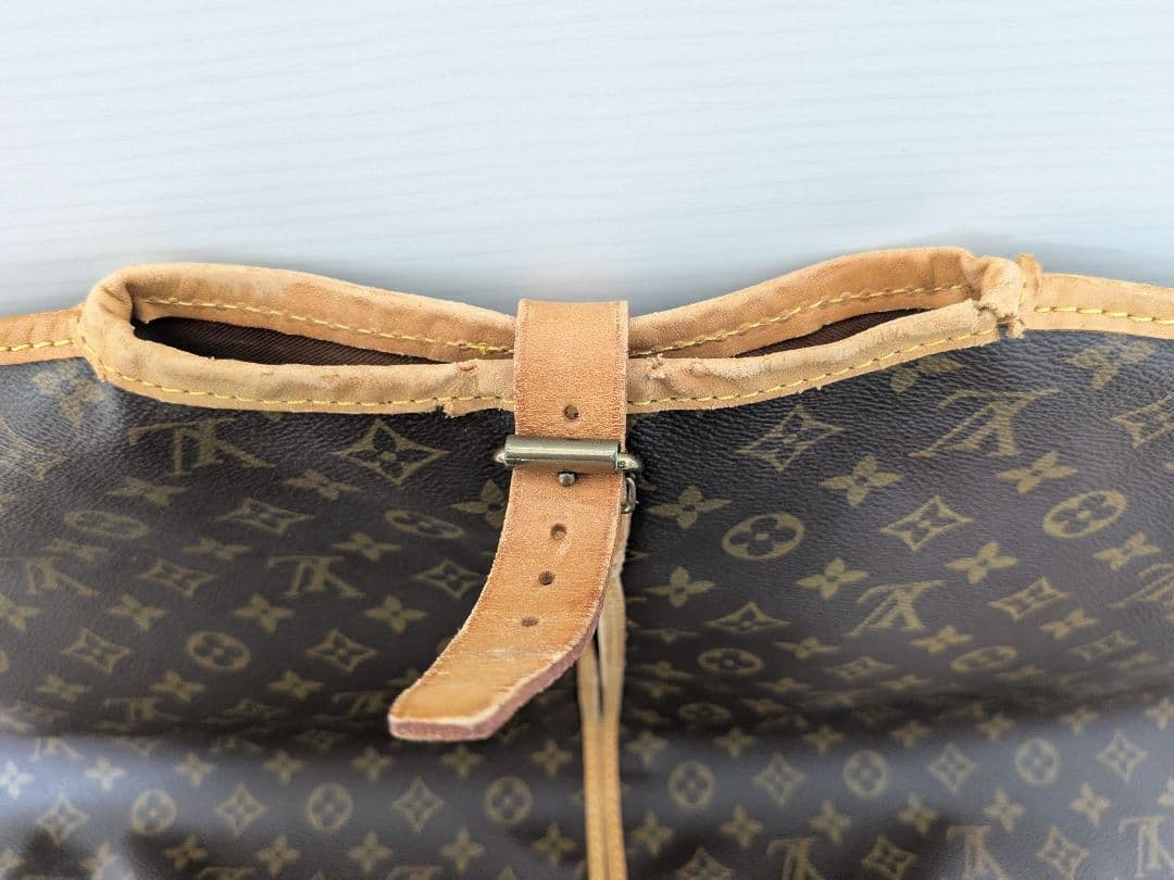ルイ・ヴィトン Louis Vuitton ガーメント 旅行バッグ モノグラム