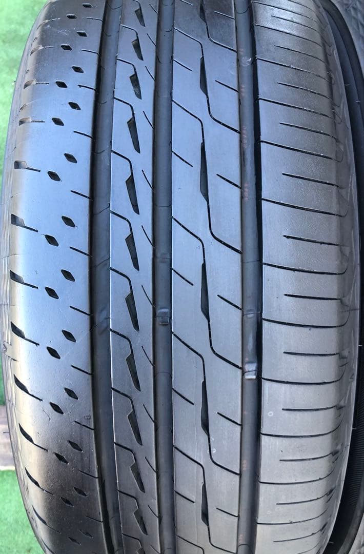 215/55 R17 BRIDGESTONE REGNO GR-XIII、25年