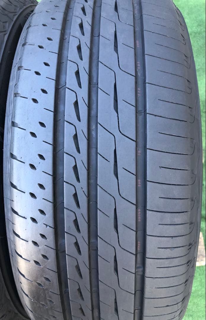 215/55 R17 BRIDGESTONE REGNO GR-XIII、25年
